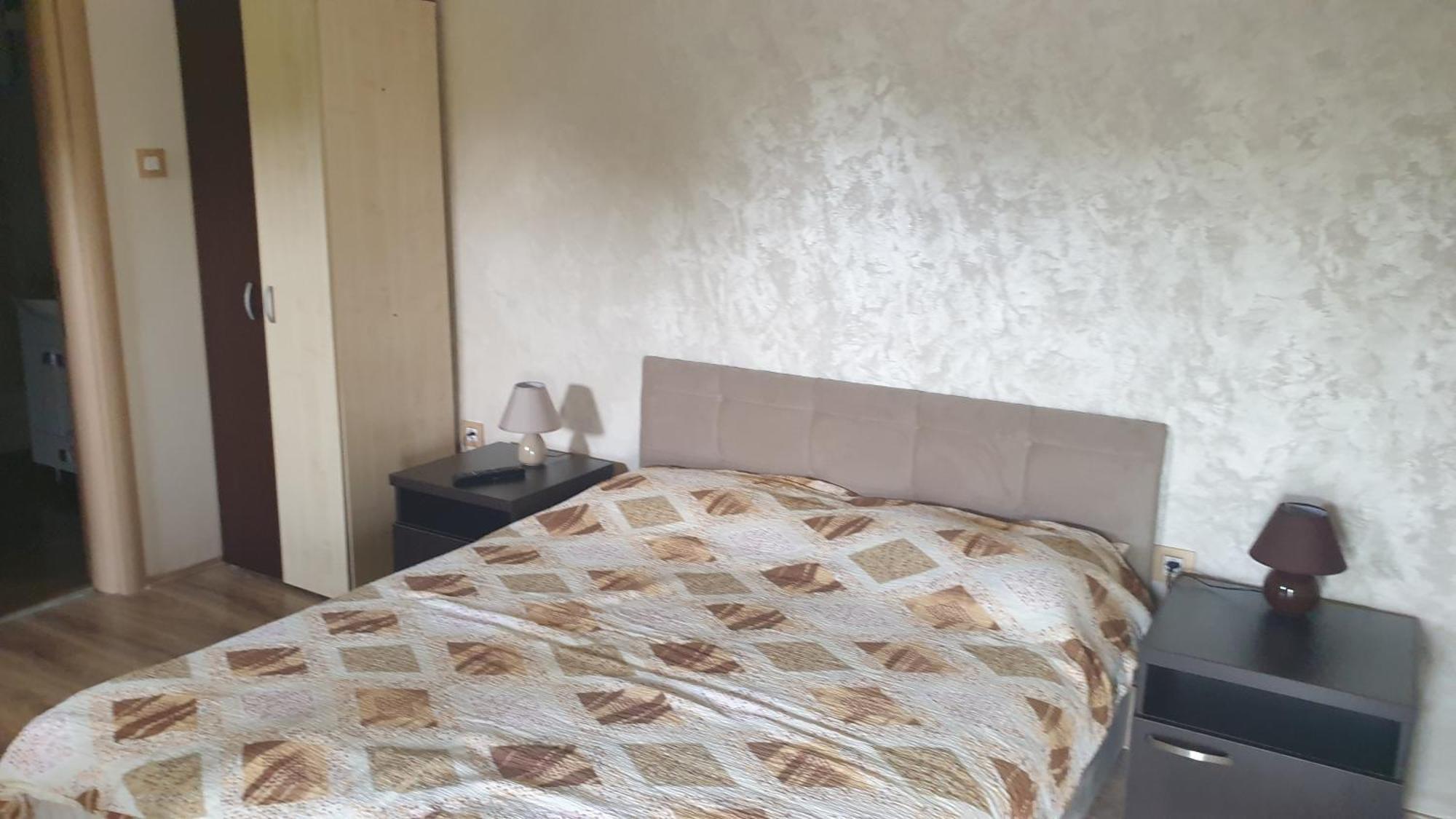 Apartments Kamenjar Нови-Сад Номер фото