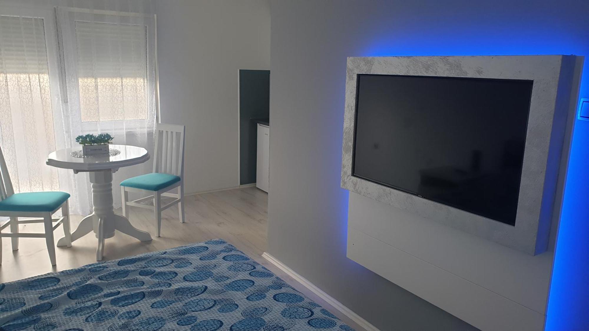 Apartments Kamenjar Нови-Сад Номер фото